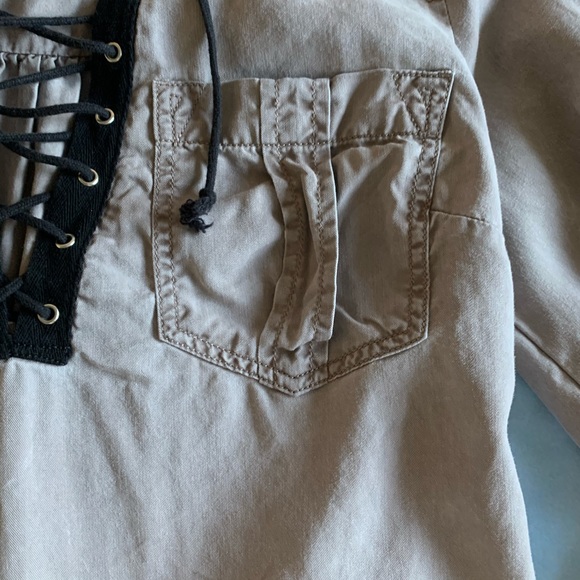 Express Lace Up High Low Blouse - Picture 3 of 10